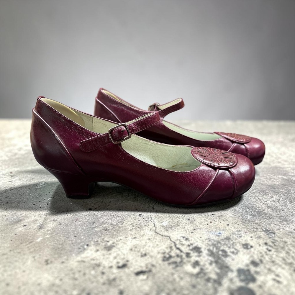 Miz Mooz Filigree Mary Jane Heel 8 Plum Red Merlot Leather Laser Cut Floral Pump